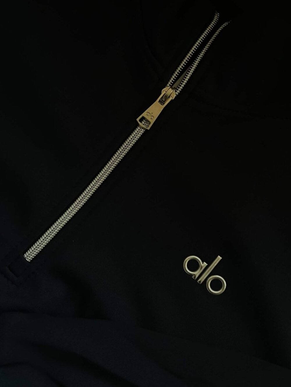 ALO Yoga Unisex Navy Quarter-Zip Hoodie and Jogger Set NWT - Picture 4 of 7